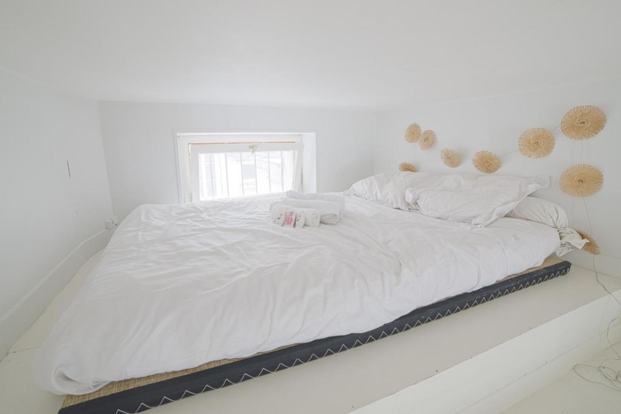 Beautiful And Bright Duplex Studio - Paris - Welkeys Apartment ภายนอก รูปภาพ